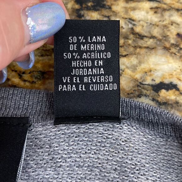 ❤️Last Chance Calvin Klein merino wool blend grey V-neck pullover size XL - Picture 6 of 8